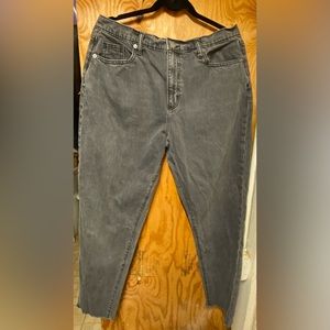 Universal Thread Black Boyfriend Cut Jeans